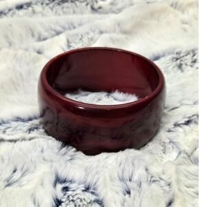 Vintage Marbled Burgundy Lucite Bangle Bracelet Wide Chunky Made in China‎